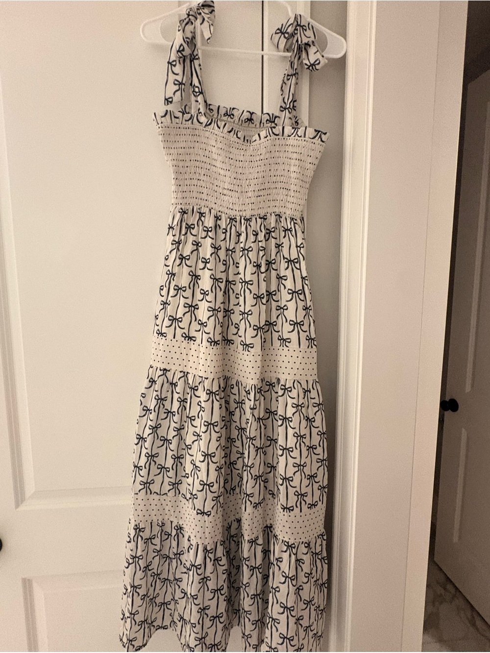 Simply Southern Bow Smocked Maxi Dress in Cream & Black Size Small